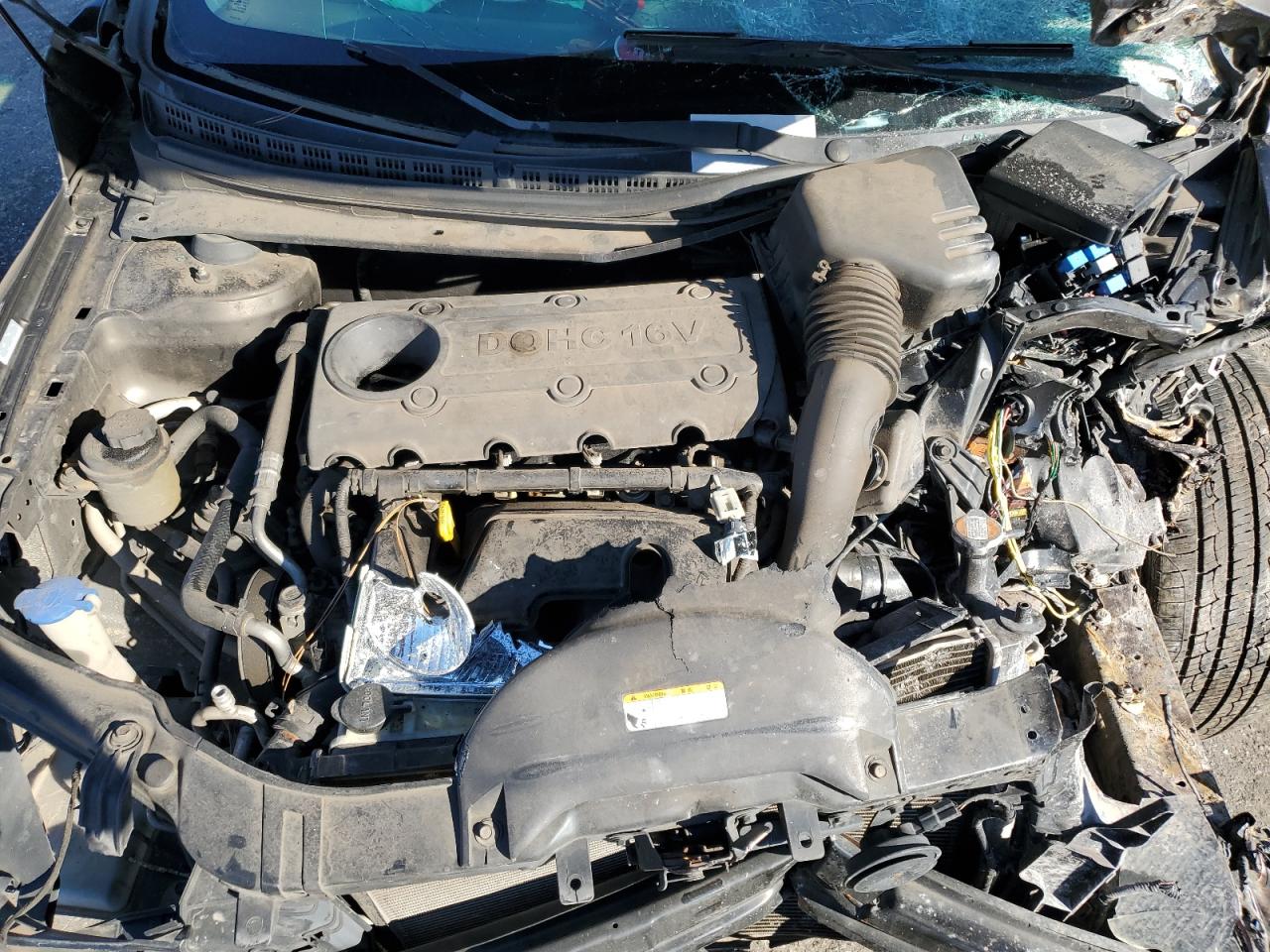2011 KIA Forte VIN KNAFU5A25B5369953 Copart auction photo, front end / side damage thumbnail 12