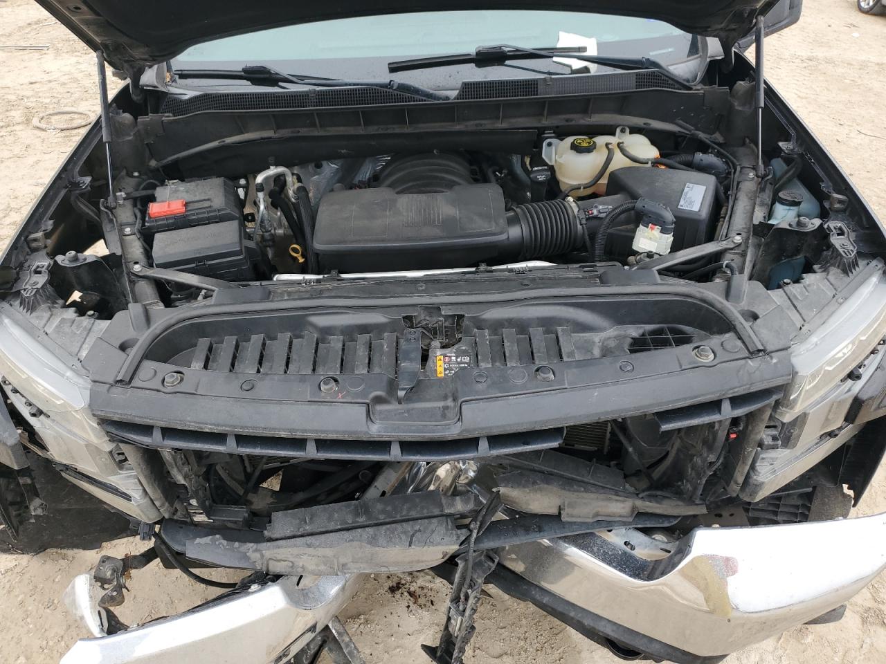 2019 Chevrolet Silverado VIN 3GCUYDED1KG121633 Copart auction photo, front end damage thumbnail 12