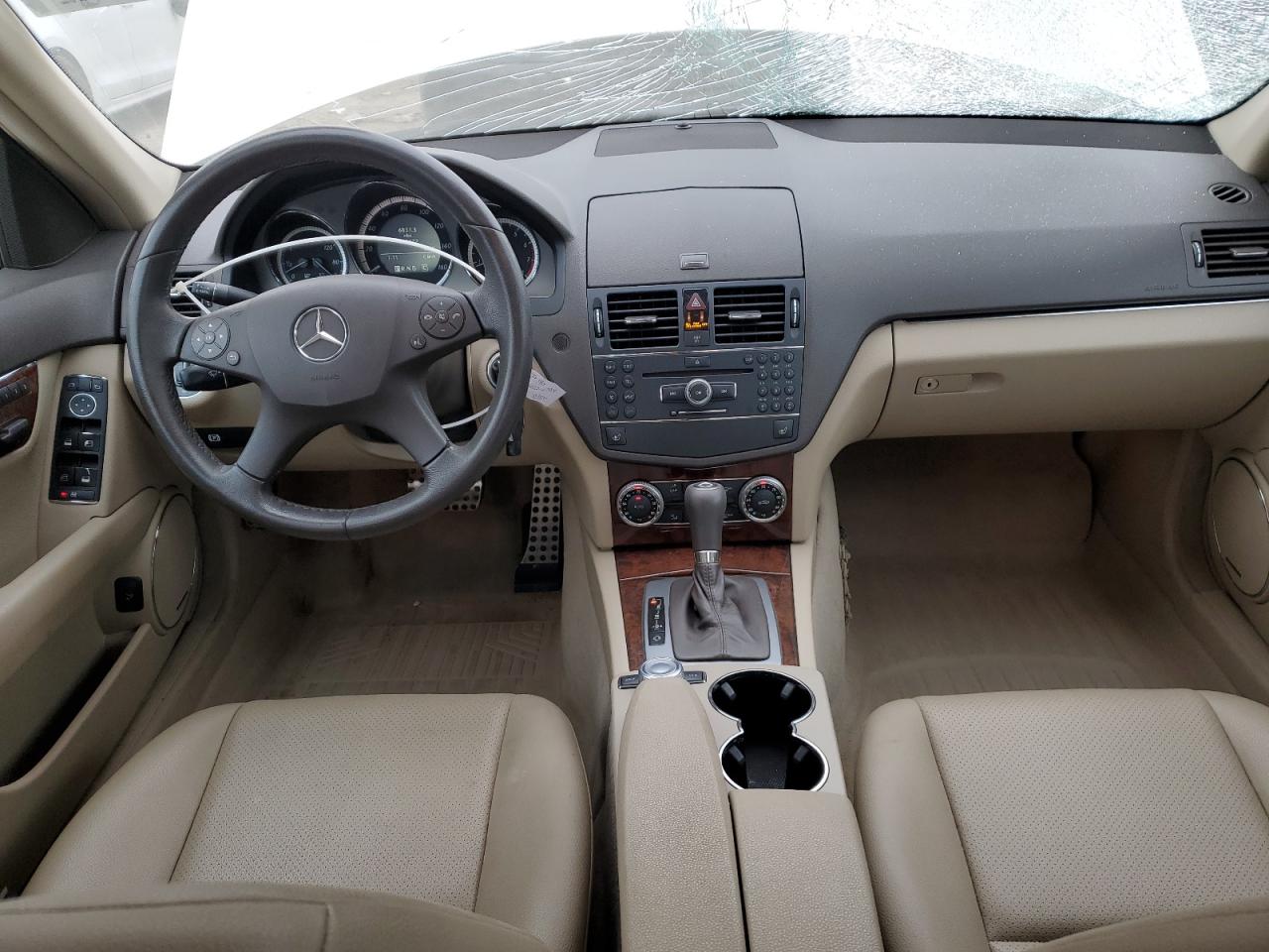 2009 Mercedes-Benz C-klasse VIN WDDGF81X19R071942 Copart auction photo, front end damage thumbnail 8