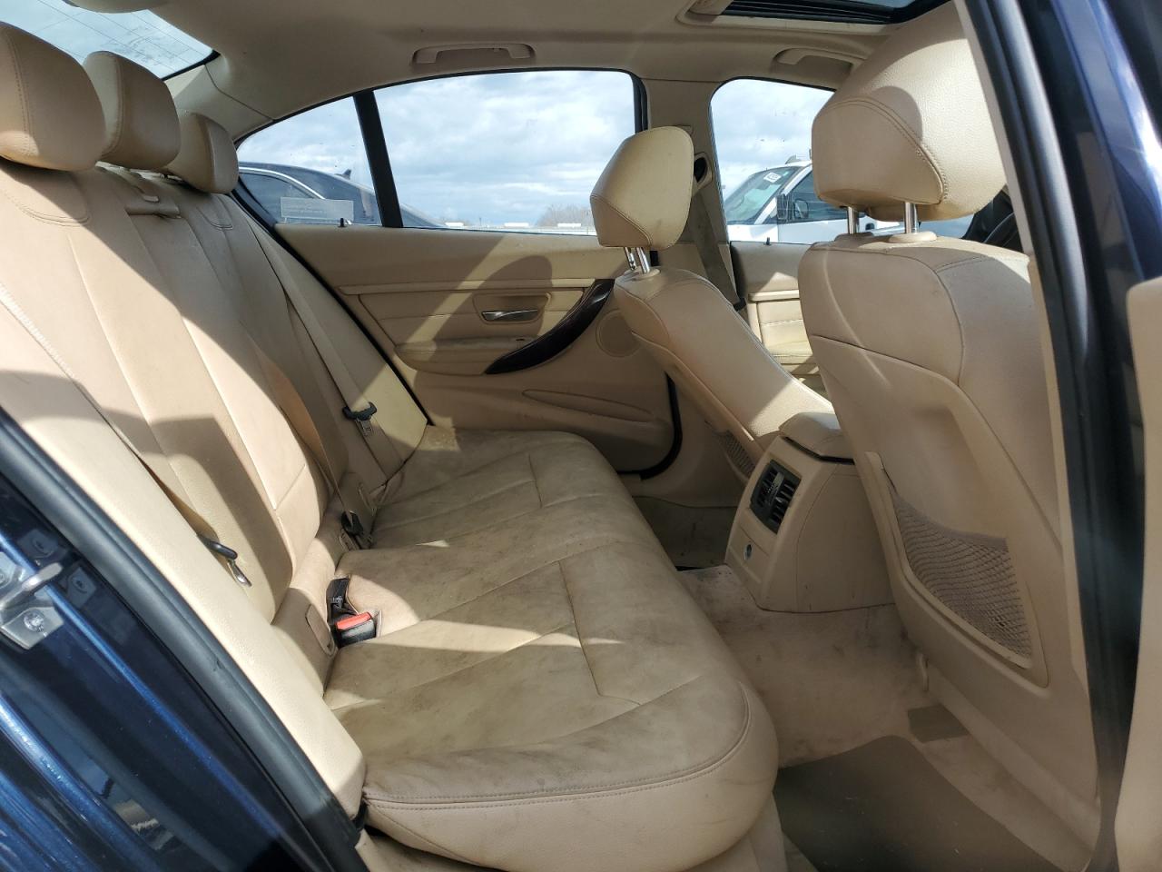 2013 BMW 3er VIN WBA3C1G5XDNN94050 Copart auction photo, minor dent/scratches damage thumbnail 10