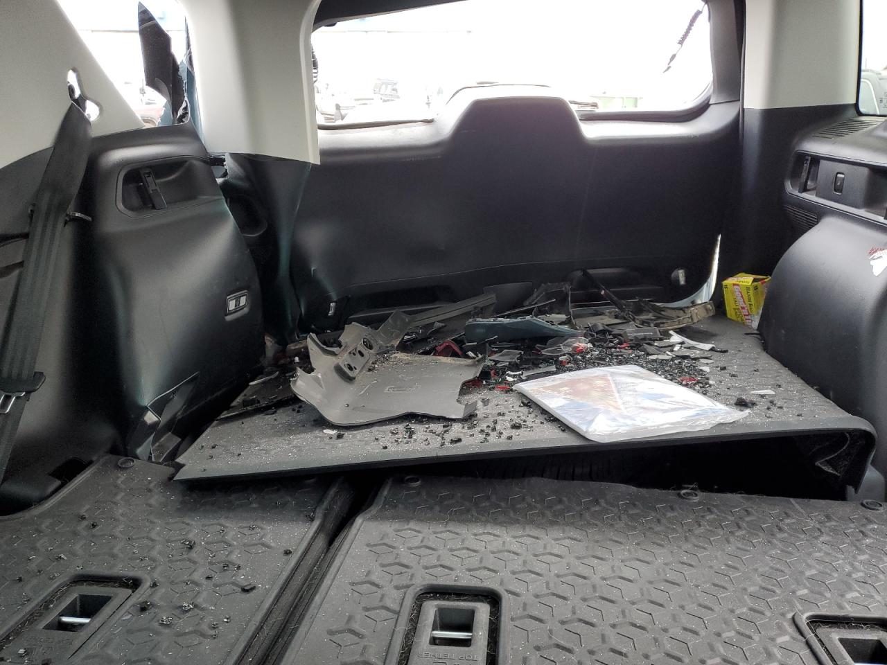2022 Ford Bronco VIN 3FMCR9B64NRE17374 Copart auction photo, rear end damage thumbnail 10