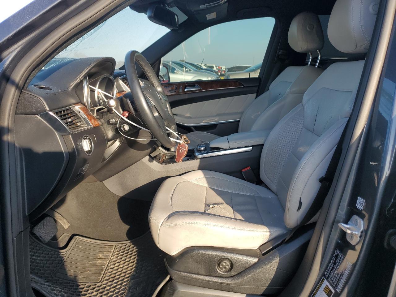 2014 Mercedes-Benz GL-klasse VIN 4JGDF7CE5EA370888 Copart auction photo, vandalism damage thumbnail 7