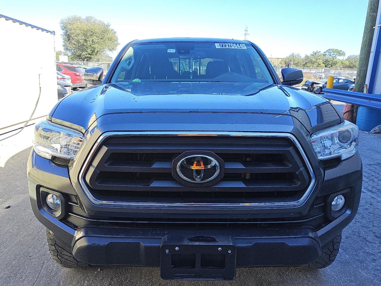 2022 Toyota Tacoma VIN 3TMCZ5AN7NM464787 Copart auction photo, biohazard/chemical / normal wear damage thumbnail 5