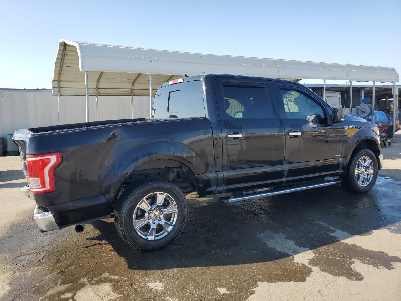 2017 Ford F-150 VIN 1FTEW1CPXHKC30065 Copart auction photo, rear end damage thumbnail 3