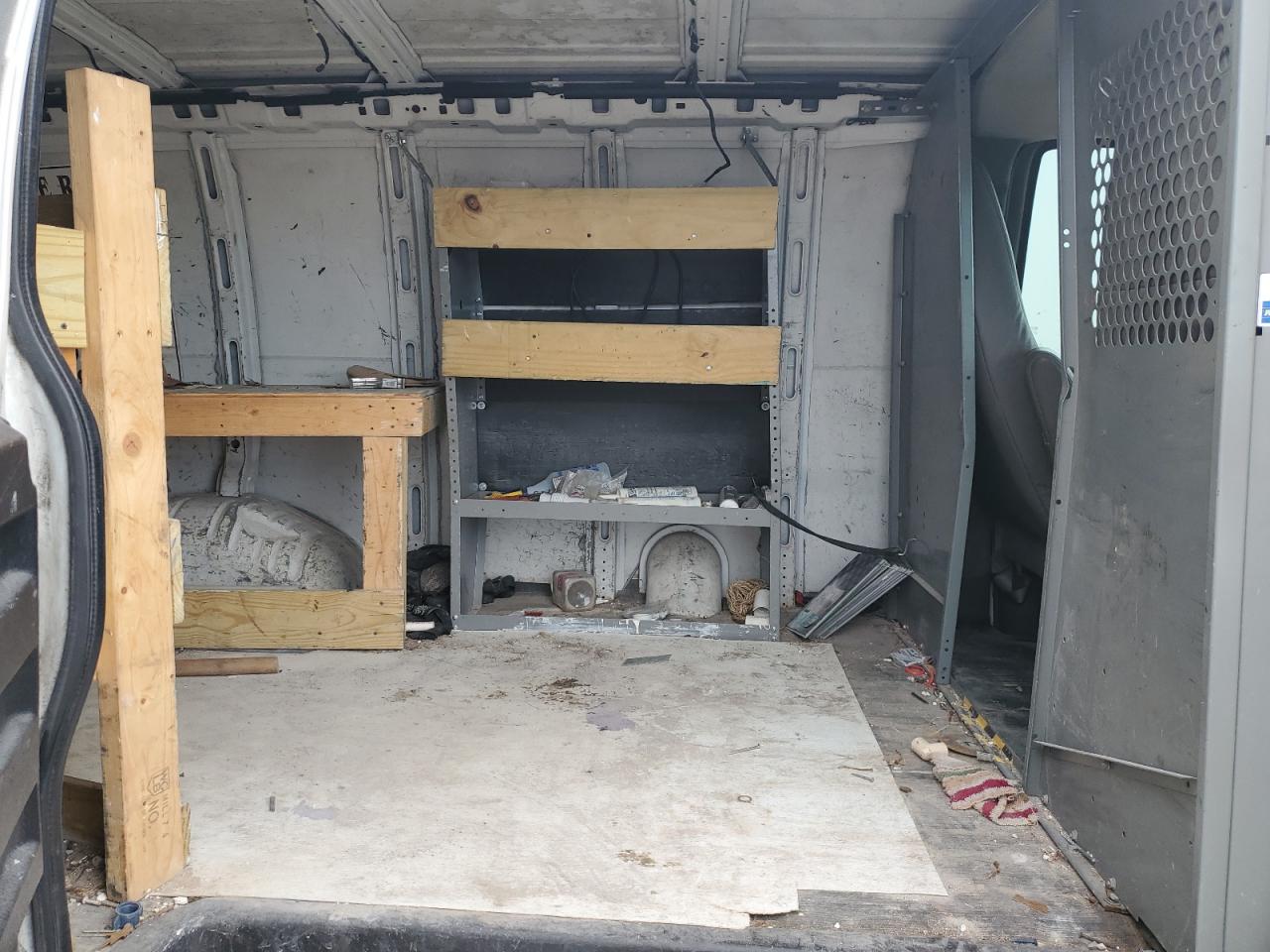 2015 GMC Savana VIN 1GTW7FCFXF1108332 Copart auction photo, front end damage thumbnail 10