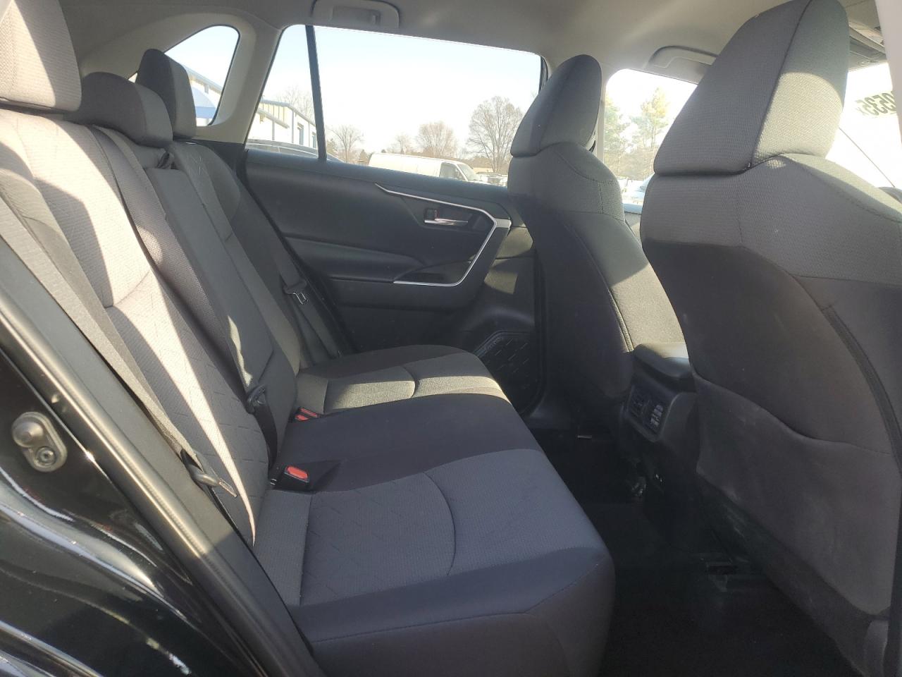 2021 Toyota RAV 4 VIN 2T3P1RFV1MC200455 Copart auction photo, front end / minor dent/scratches damage thumbnail 11