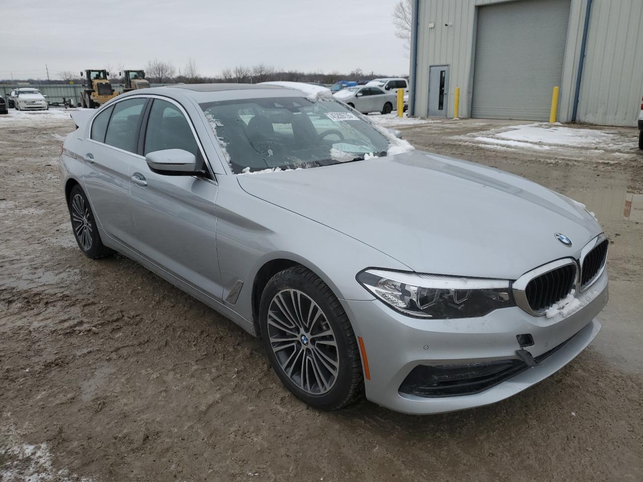 2020 BMW 5er VIN WBAJR7C03LWW79274 Copart auction photo, rear end damage thumbnail 4