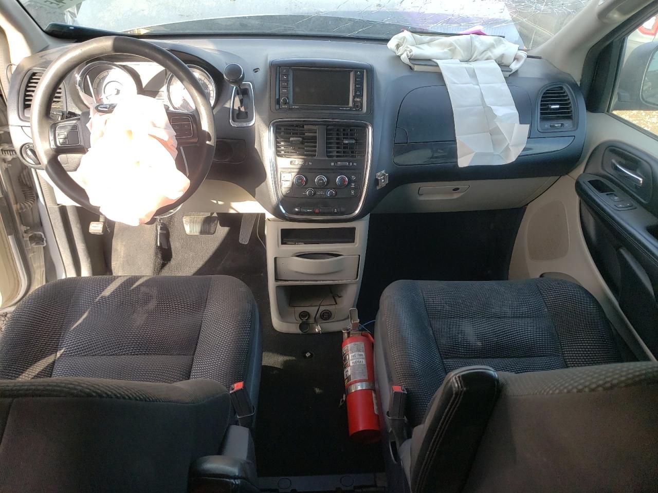 2020 Dodge Caravan VIN 2C4RDGBG5LR231498 Copart auction photo, front end damage thumbnail 8