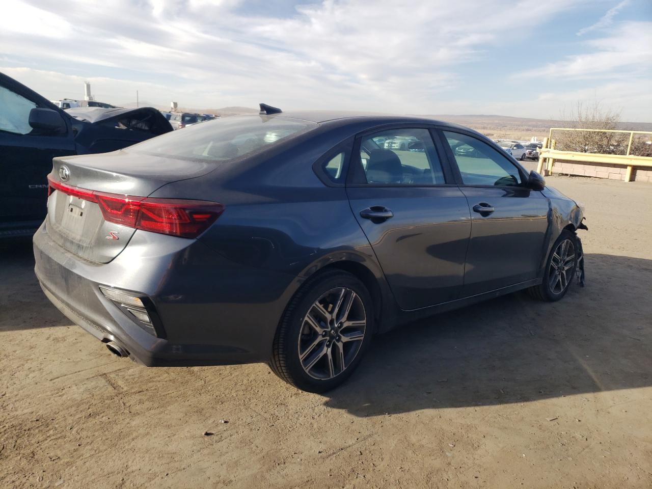 2019 KIA Forte VIN 3KPF34AD8KE026480 Copart auction photo, front end / vandalism damage thumbnail 3