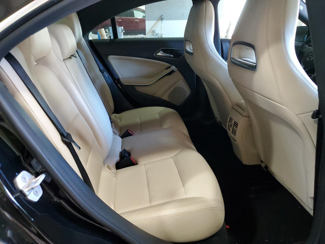 2014 Mercedes-Benz CLA-klasse VIN WDDSJ4GB2EN077456 Copart auction photo, front end / undercarriage damage thumbnail 11