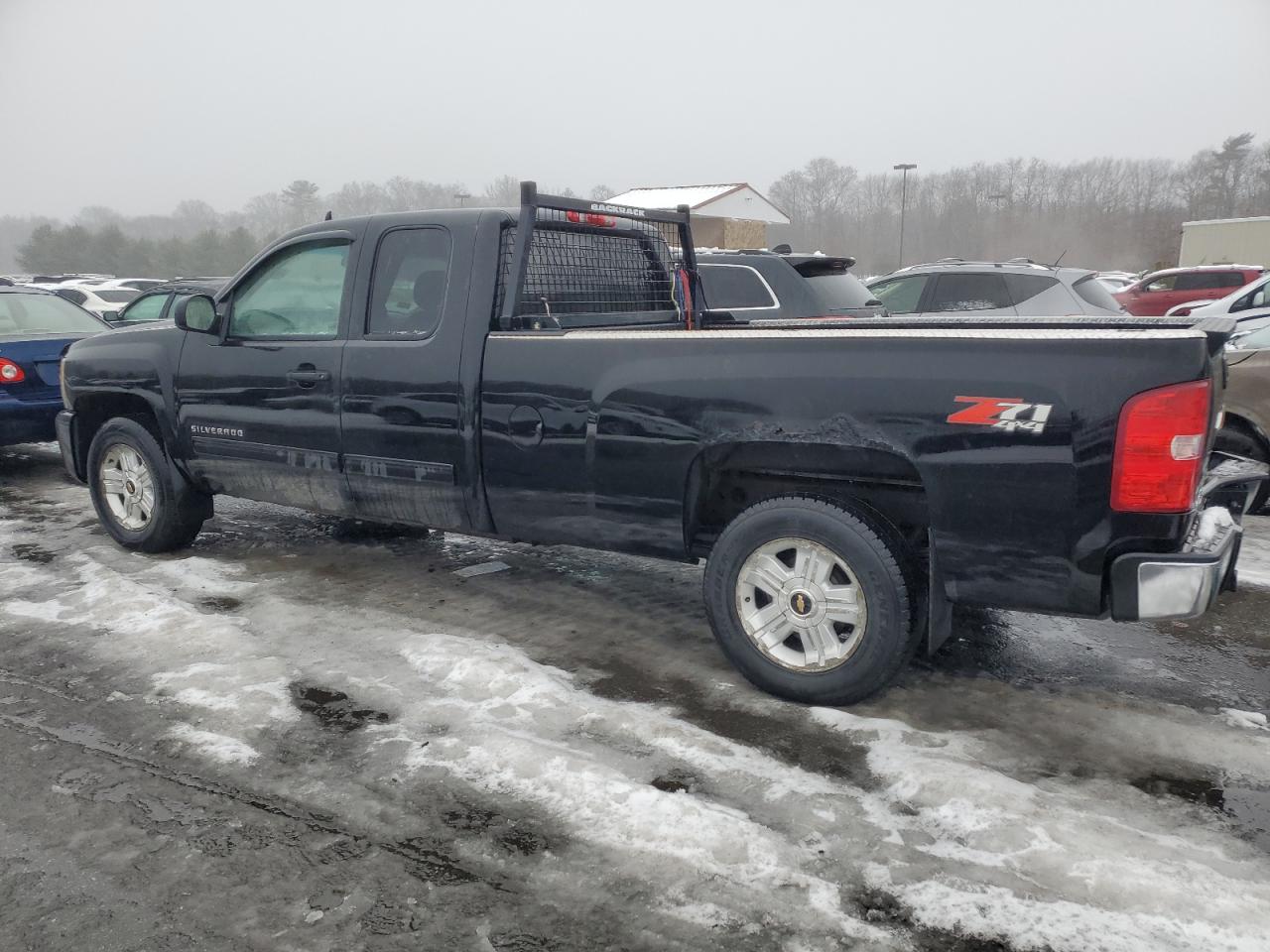 2011 Chevrolet Silverado VIN 1GCRKSE06BZ193579 Copart auction photo, rear end / minor dent/scratches damage thumbnail 2