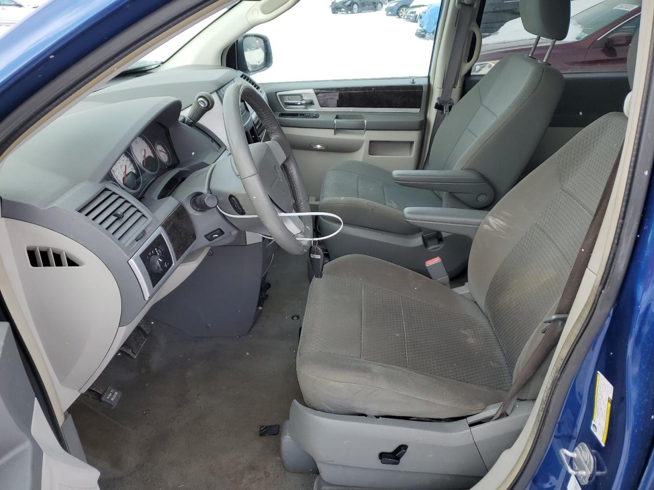 2010 Dodge Caravan VIN 2D4RN5D12AR140781 Copart auction photo, front end damage thumbnail 7