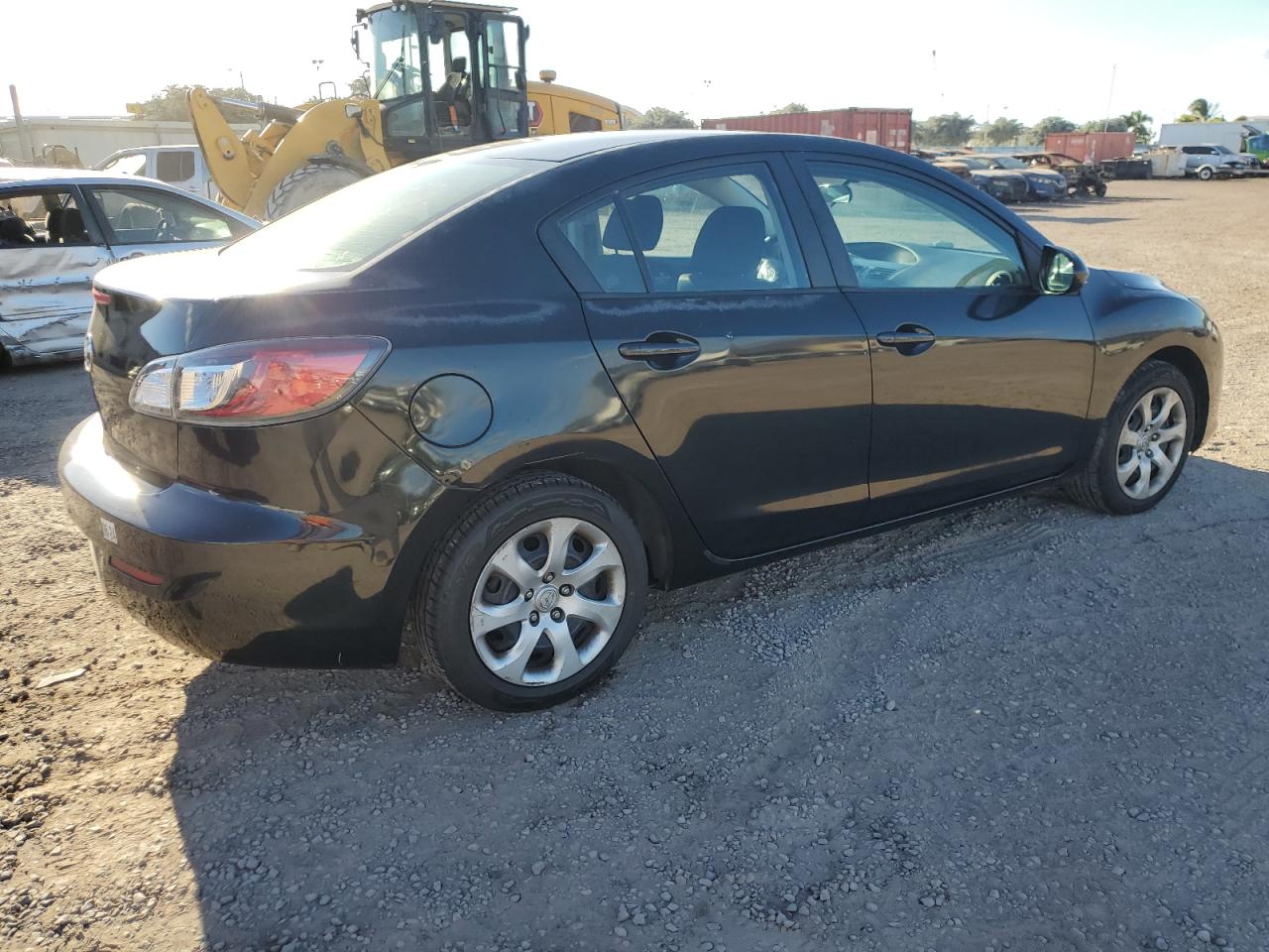 2013 Mazda 3 VIN JM1BL1TF8D1817593 Copart auction photo, minor dent/scratches damage thumbnail 3