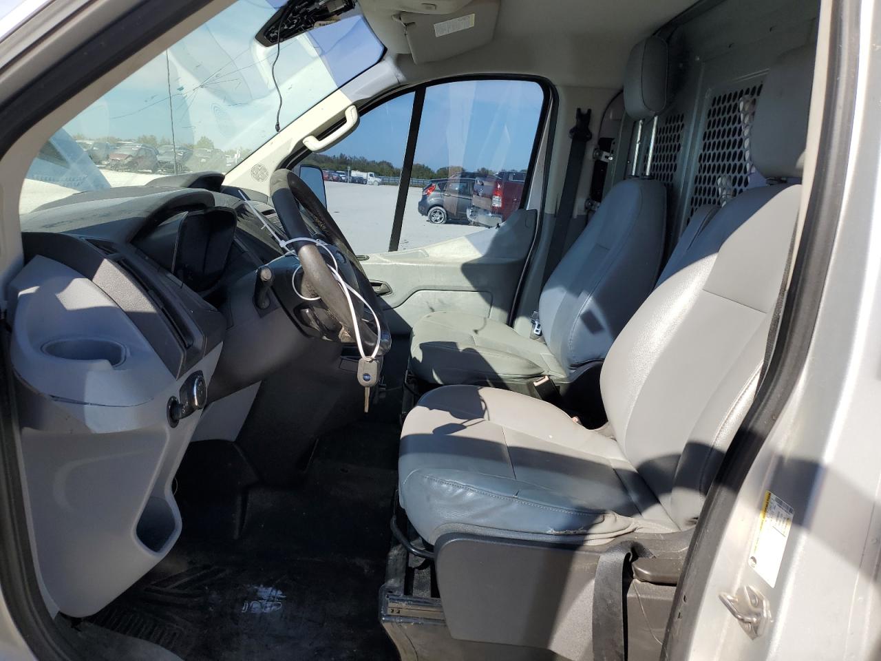2015 Ford Transit VIN 1FTNR2YG1FKB07371 Copart auction photo, front end / minor dent/scratches damage thumbnail 7