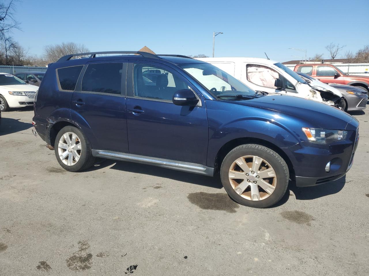 2010 Mitsubishi Outlander VIN JA4AS3AW0AZ009937 Copart auction photo, rear end / side damage thumbnail 4