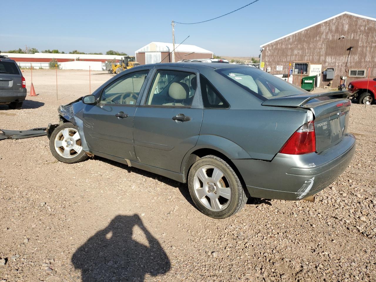 2006 Ford Focus VIN 1FAHP34N66W128728 Copart auction photo, front end damage thumbnail 2