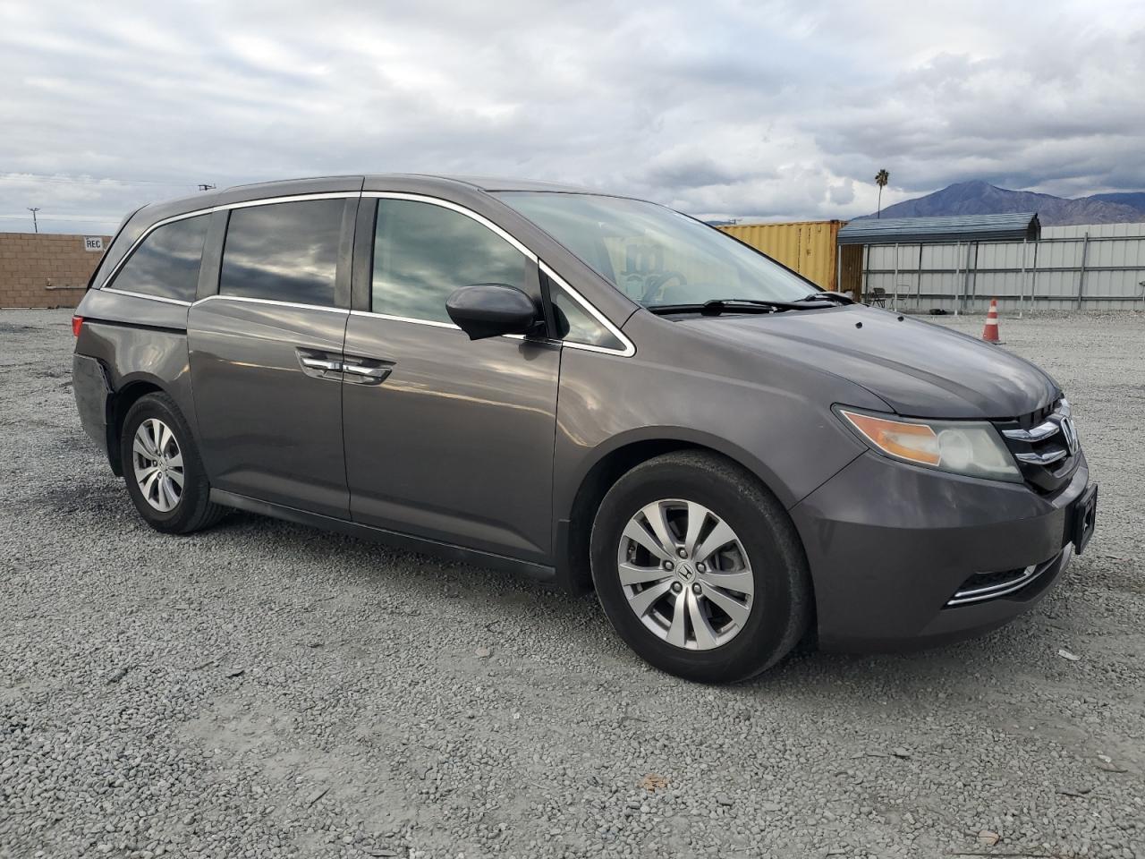 2015 Honda Odyssey VIN 5FNRL5H4XFB074488 Copart auction photo, rear end damage thumbnail 4