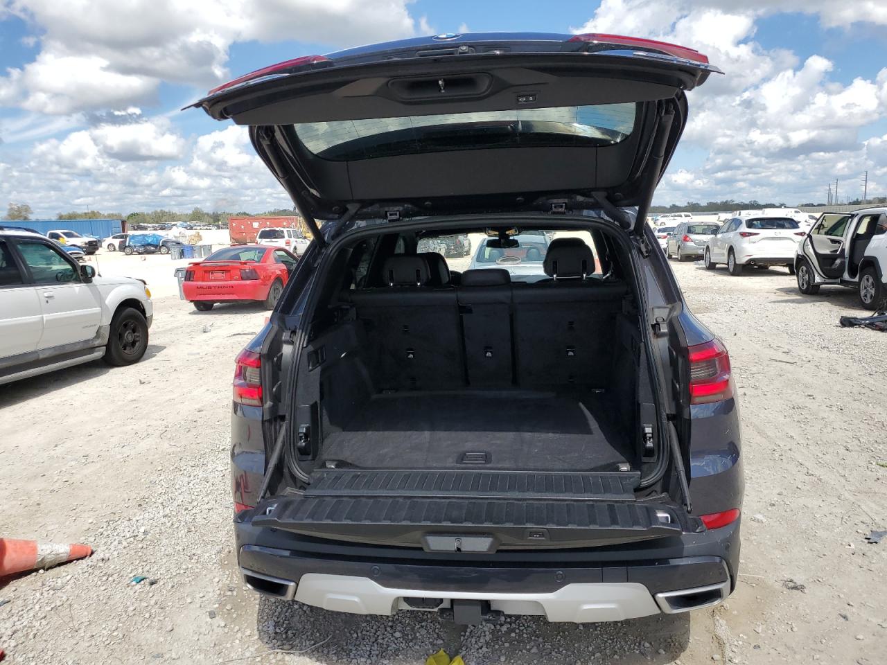 2021 BMW X5 VIN 5UXCR4C06M9F65541 Copart auction photo, front end damage thumbnail 6