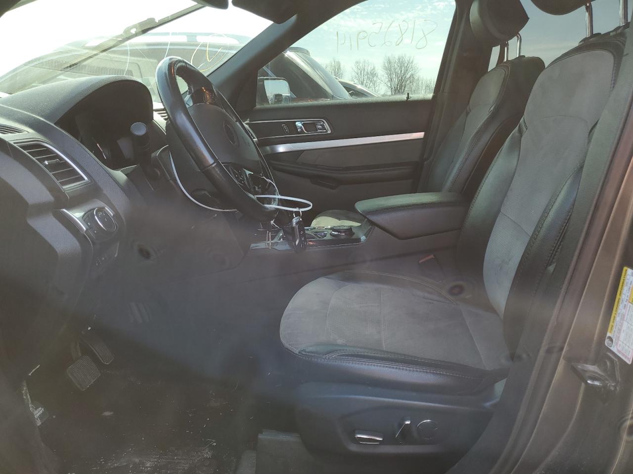 2017 Ford Explorer VIN 1FM5K8D82HGD84554 Copart auction photo, front end / minor dent/scratches damage thumbnail 7