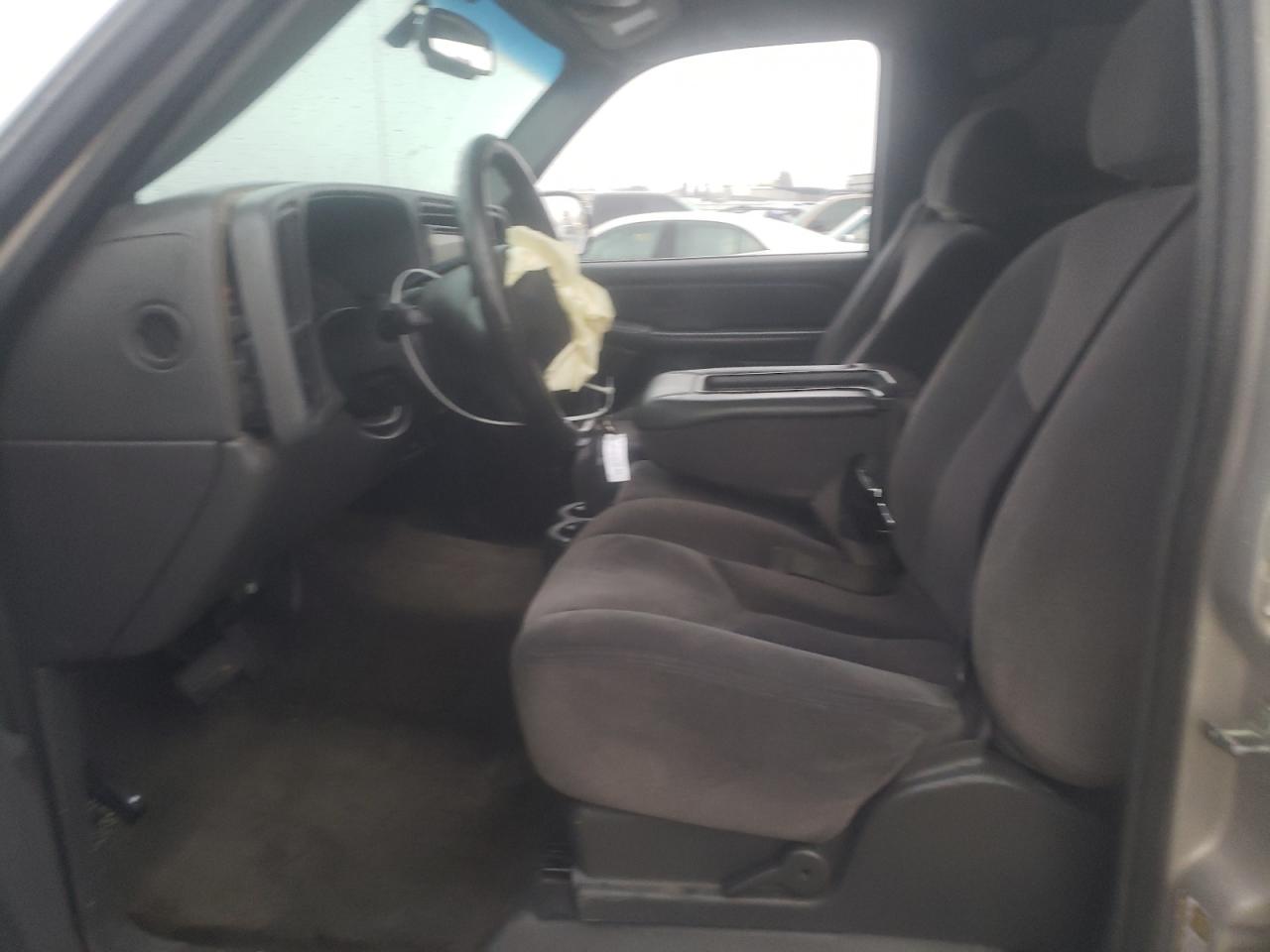 2005 GMC Sierra VIN 2GTEC13T851177481 Copart auction photo, front end / side damage thumbnail 7