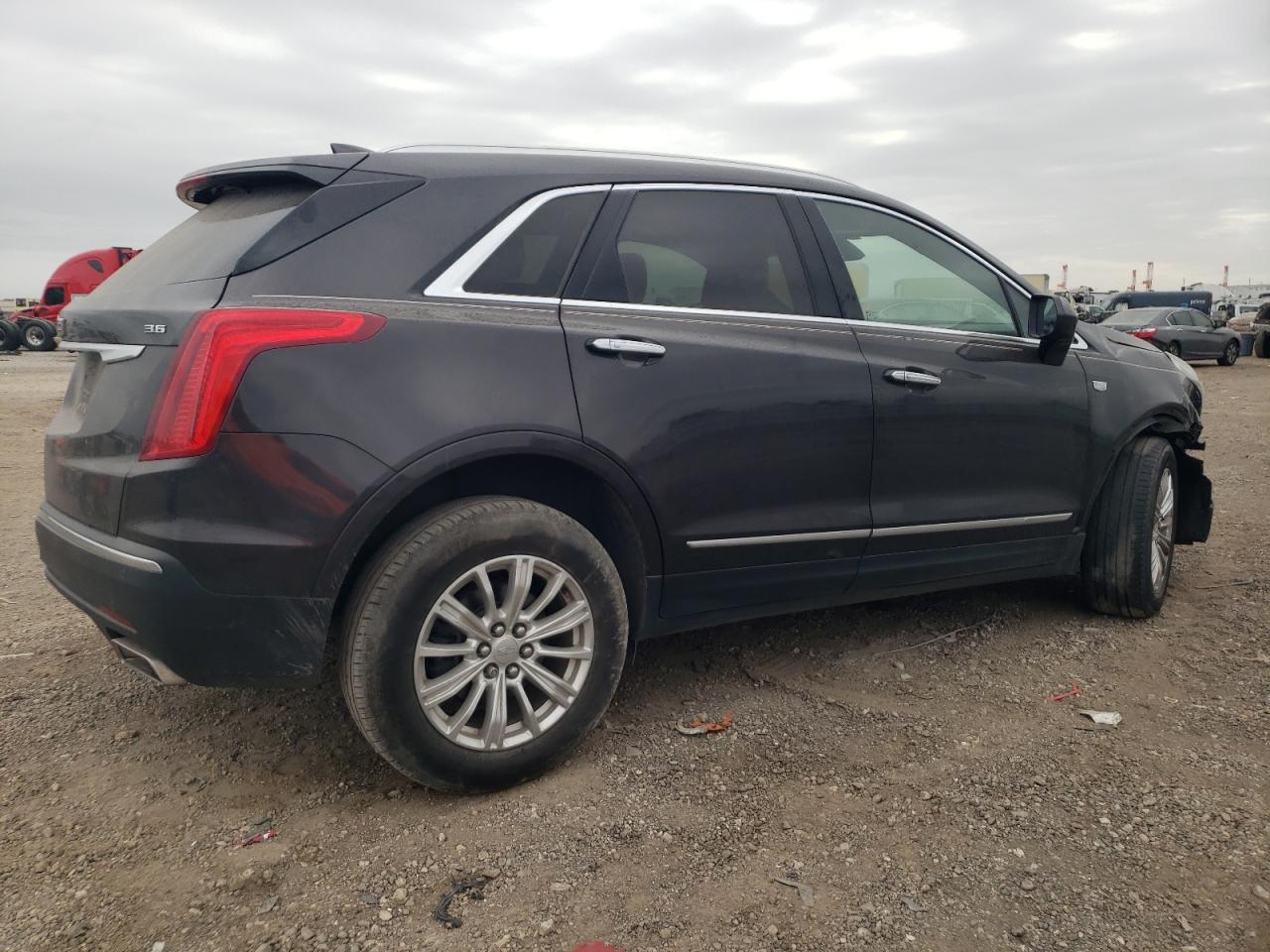 2018 Cadillac XT5 VIN 1GYKNARS4JZ241815 Copart auction photo, front end / minor dent/scratches damage thumbnail 3