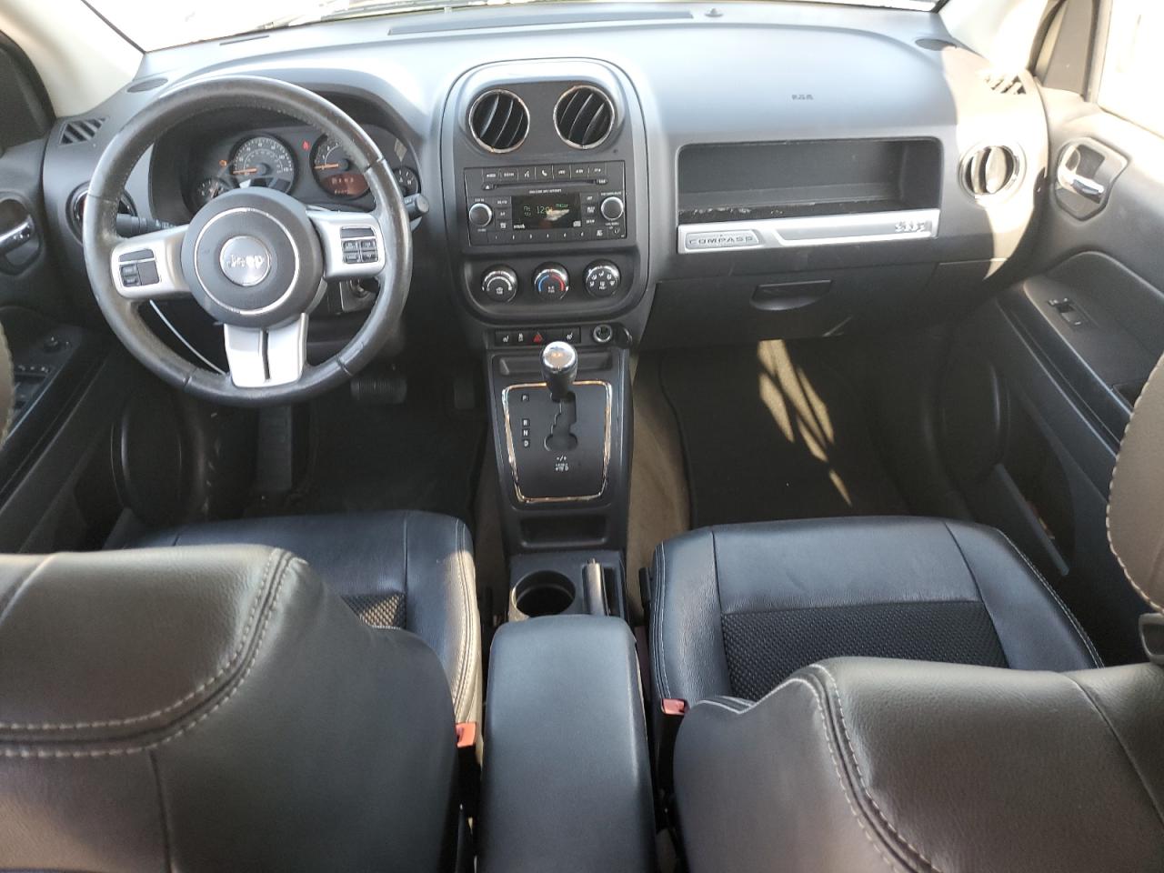 2016 Jeep Compass VIN 1C4NJCBA4GD726540 Copart auction photo, front end / minor dent/scratches damage thumbnail 8