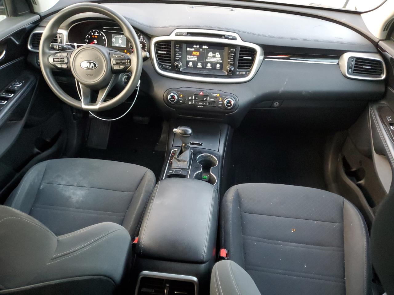 2018 KIA Sorento VIN 5XYPG4A31JG412210 Copart auction photo, side / front end damage thumbnail 8