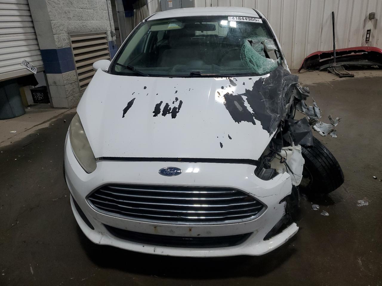 2014 Ford Fiesta VIN 3FADP4EJ3EM195222 Copart auction photo, front end / side damage thumbnail 5