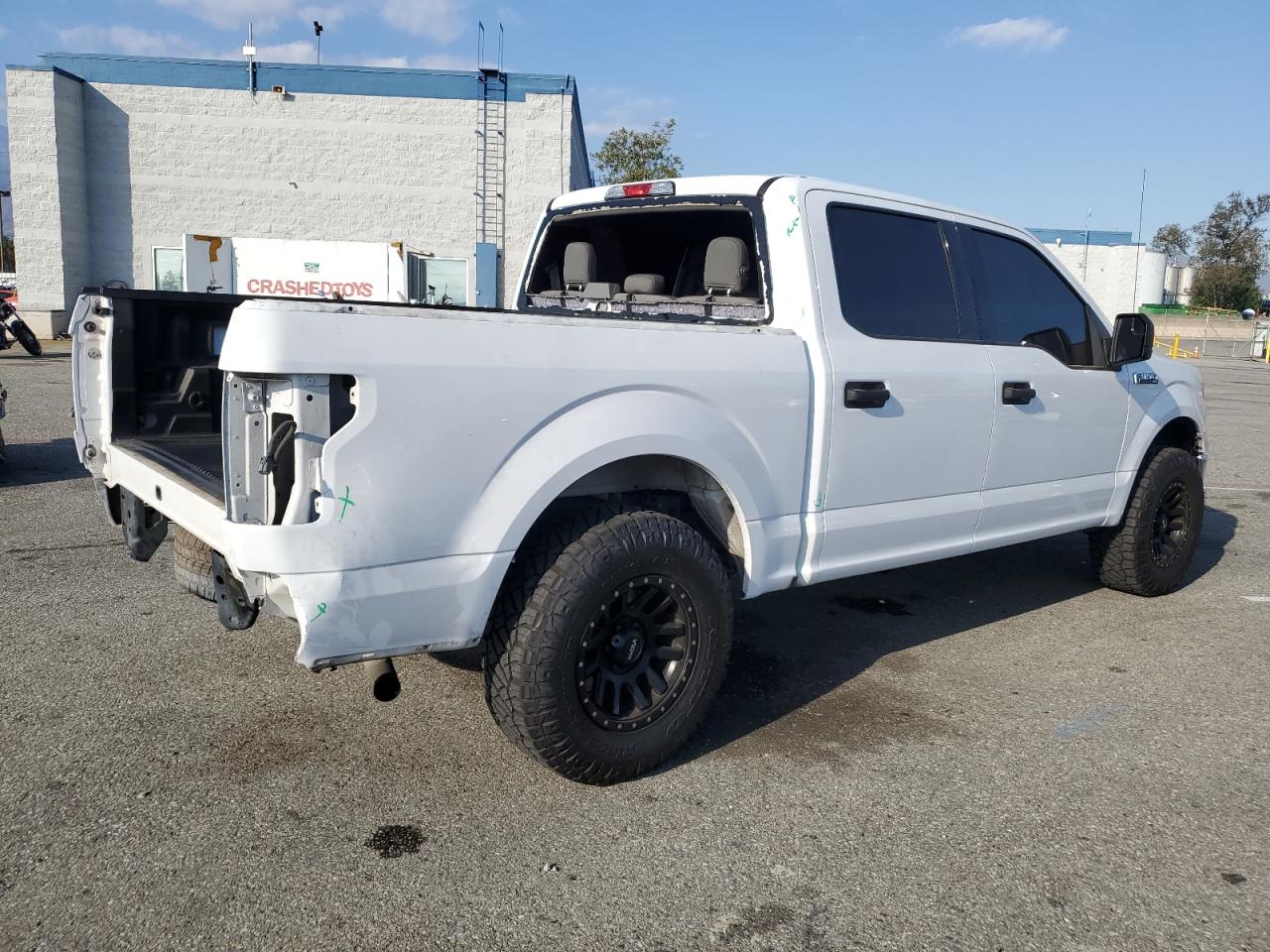 2018 Ford F-150 VIN 1FTEW1CB9JKD72384 Copart auction photo, rear end damage thumbnail 3