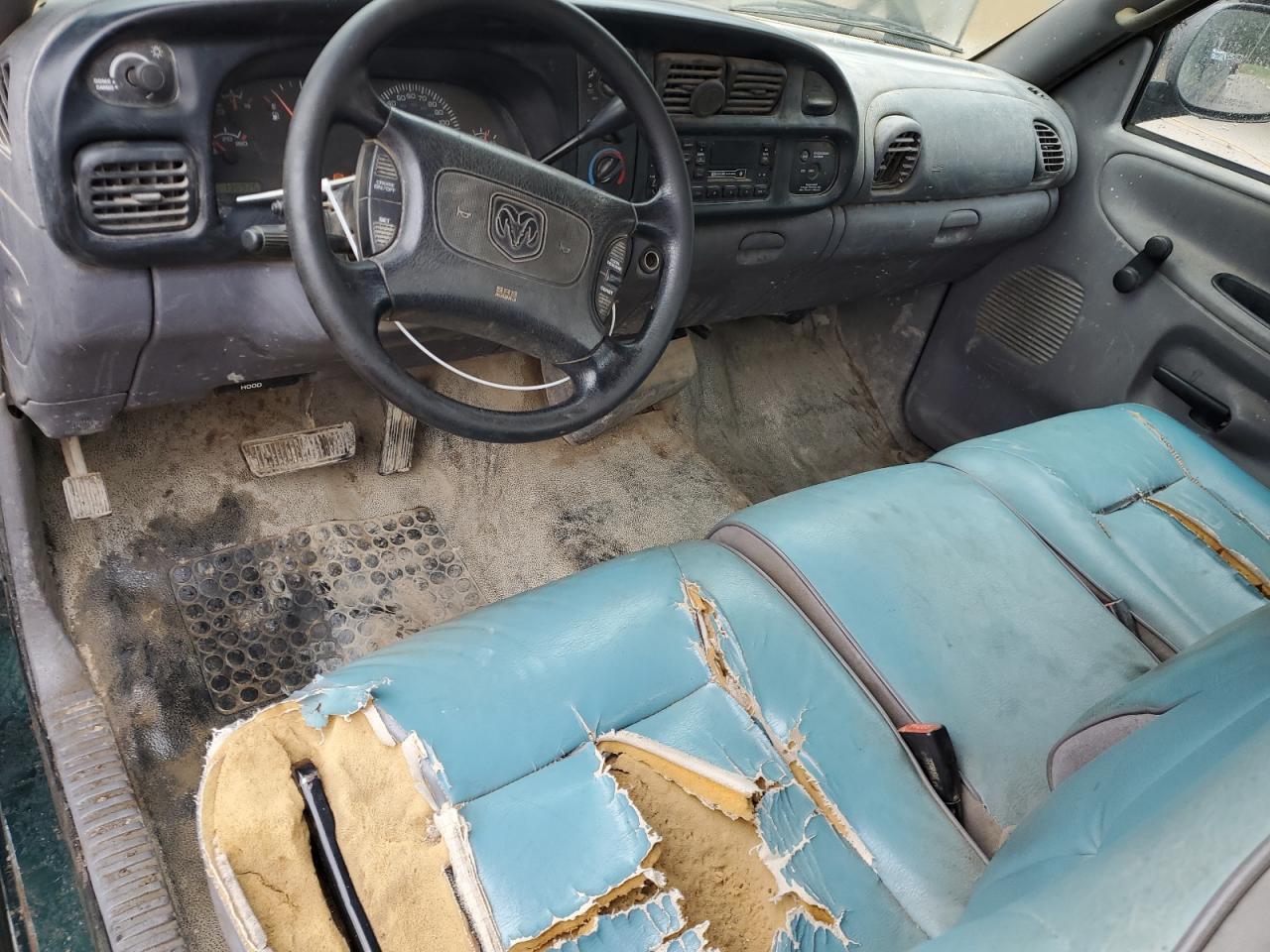1998 Dodge RAM VIN 3B7KC26Z1WM291051 Copart auction photo, front end damage thumbnail 8
