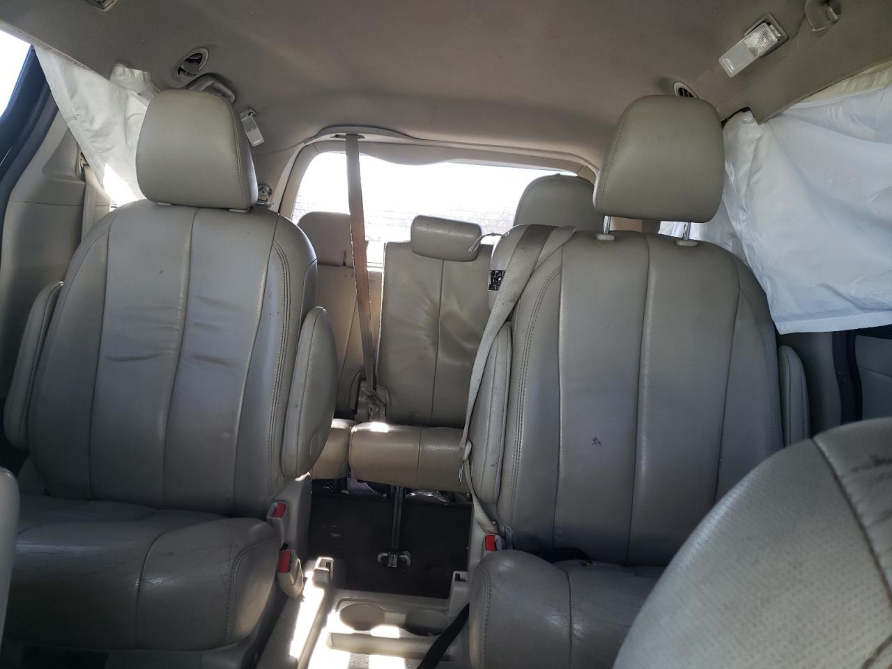2013 Toyota Sienna VIN 5TDYK3DC1DS402552 Copart auction photo, front end / side damage thumbnail 10