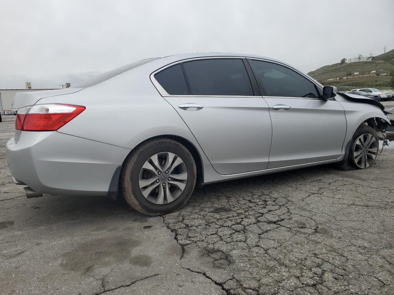 2014 Honda Accord VIN 1HGCR2F38EA122785 Copart auction photo, front end / side damage thumbnail 3