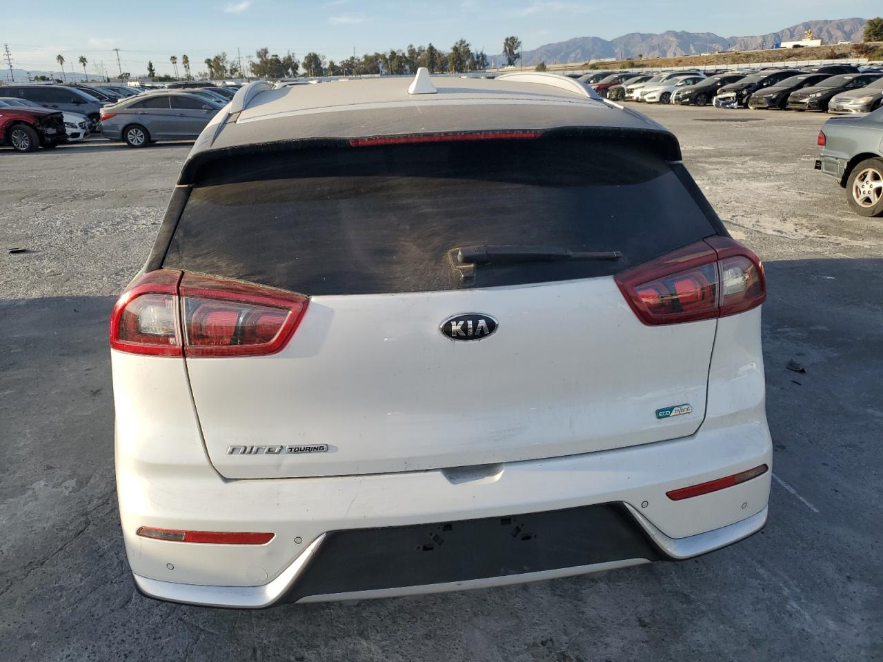 2019 KIA Niro VIN KNDCE3LC3K5216226 Copart auction photo, front end damage thumbnail 6