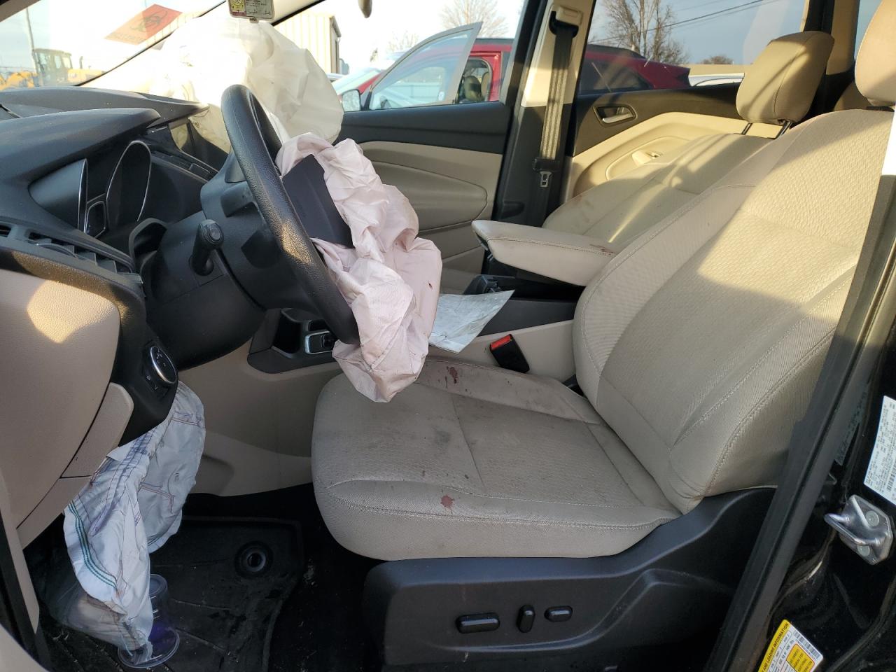 2019 Ford Escape VIN 1FMCU0GD5KUB32527 Copart auction photo, front end damage thumbnail 7
