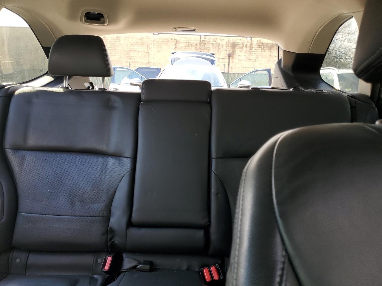 2016 Subaru Outback VIN 4S4BSENCXG3250966 Copart auction photo, rear end / minor dent/scratches damage thumbnail 10