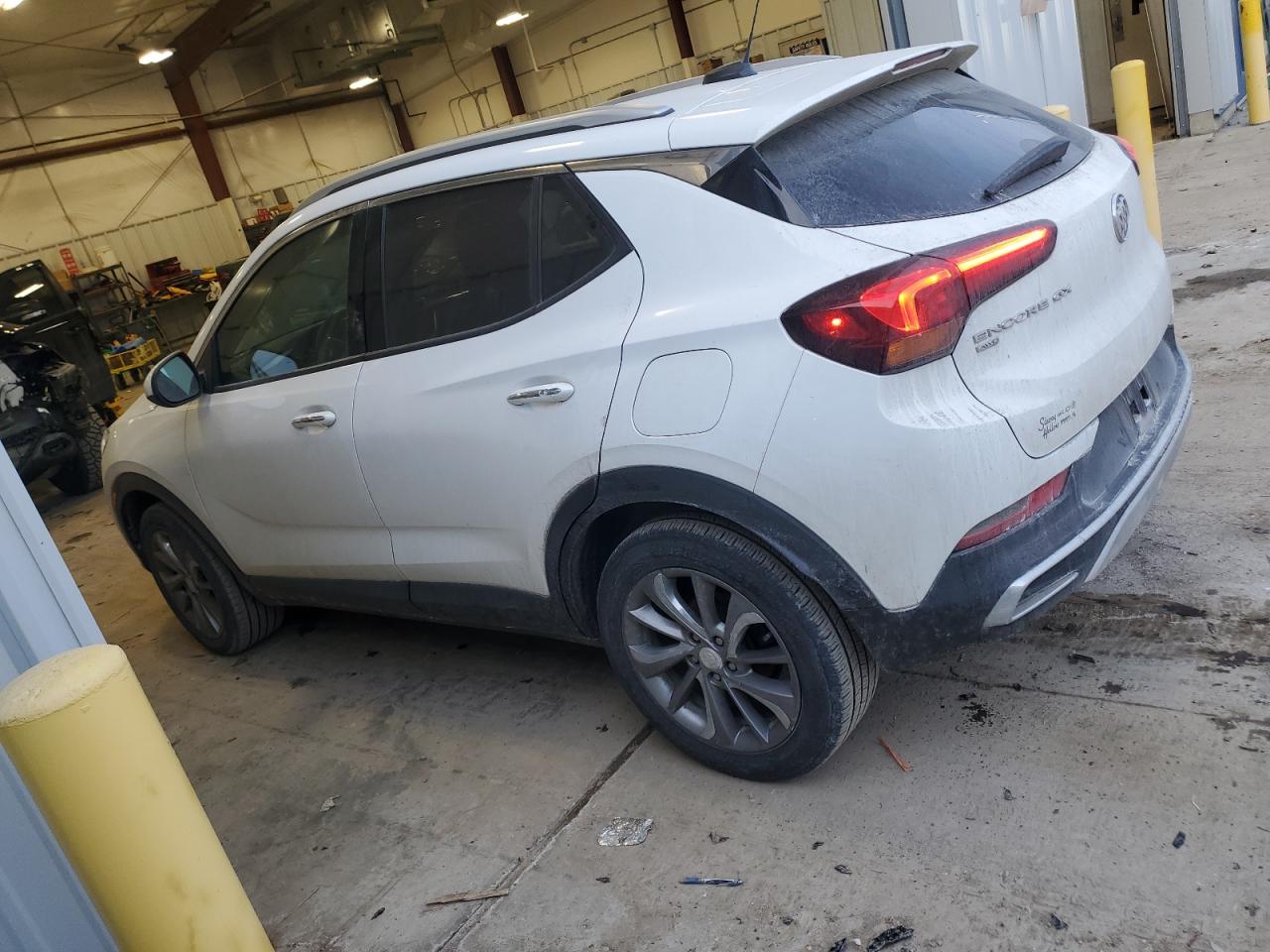 2021 Buick Encore VIN KL4MMGSLXMB085701 Copart auction photo, front end / side damage thumbnail 2