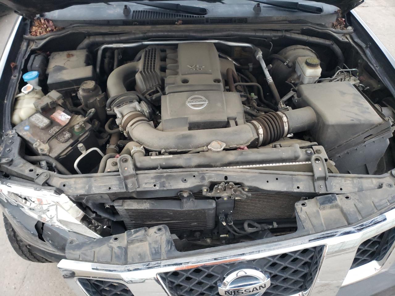 2015 Nissan Navara (Frontier) VIN 1N6AD0CW8FN747539 Copart auction photo, front end / hail damage thumbnail 12