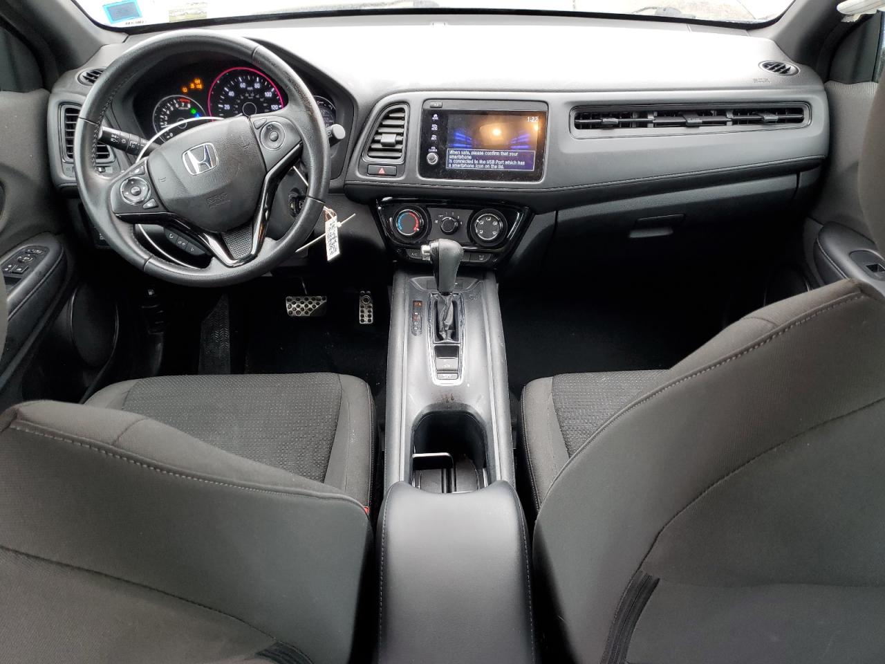 2019 Honda HR-V VIN 3CZRU6H17KG726331 Copart auction photo, front end / minor dent/scratches damage thumbnail 8