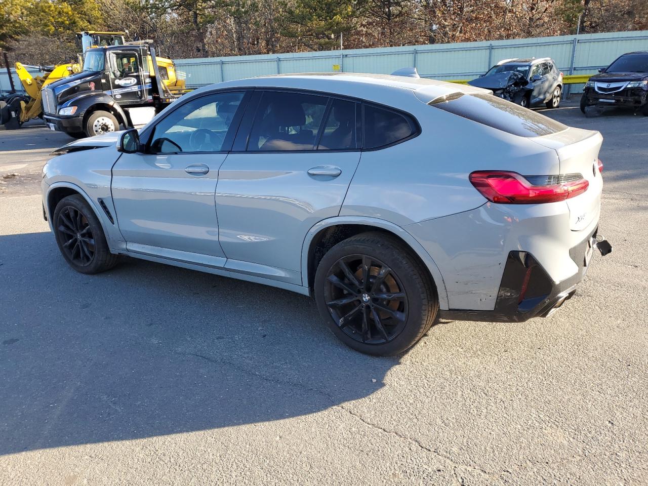 2024 BMW X4 VIN 5UX33DT09R9V23869 Copart auction photo, front end / minor dent/scratches damage thumbnail 2