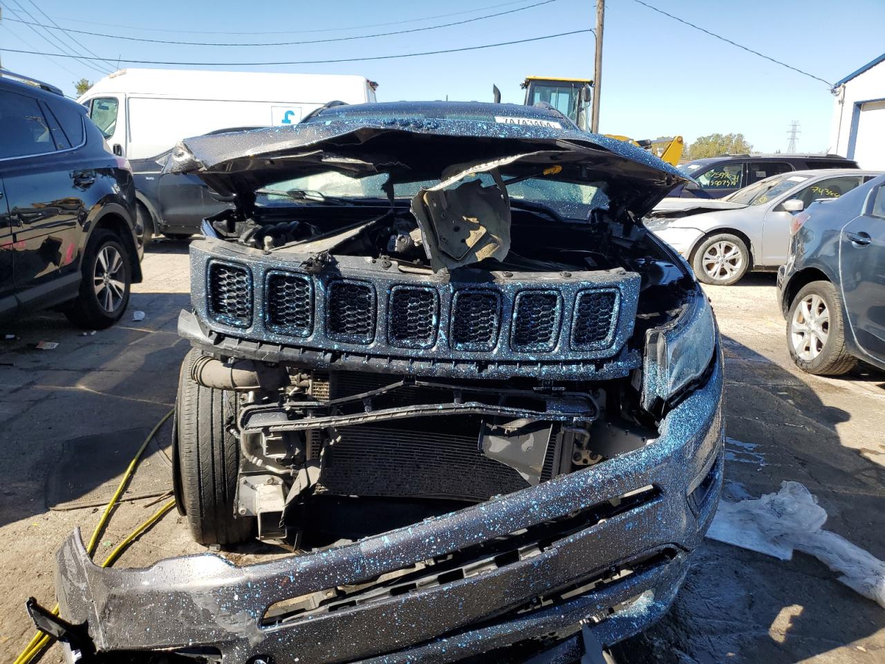 2020 Jeep Compass VIN 3C4NJDBB0LT228175 Copart auction photo, front end / side damage thumbnail 5