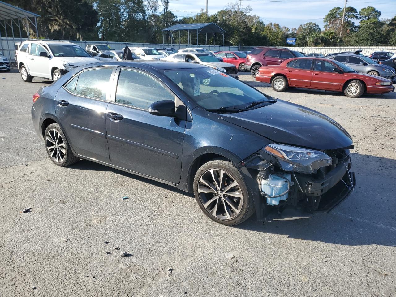 2018 Toyota Corolla VIN 2T1BURHE6JC000819 Copart auction photo, front end damage thumbnail 4