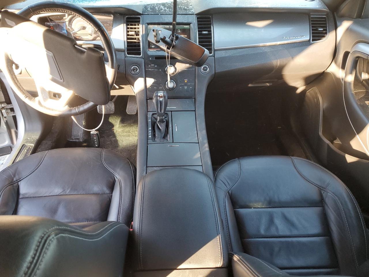 2015 Ford Taurus VIN 1FAHP2H88FG208976 Copart auction photo, top/roof damage thumbnail 8