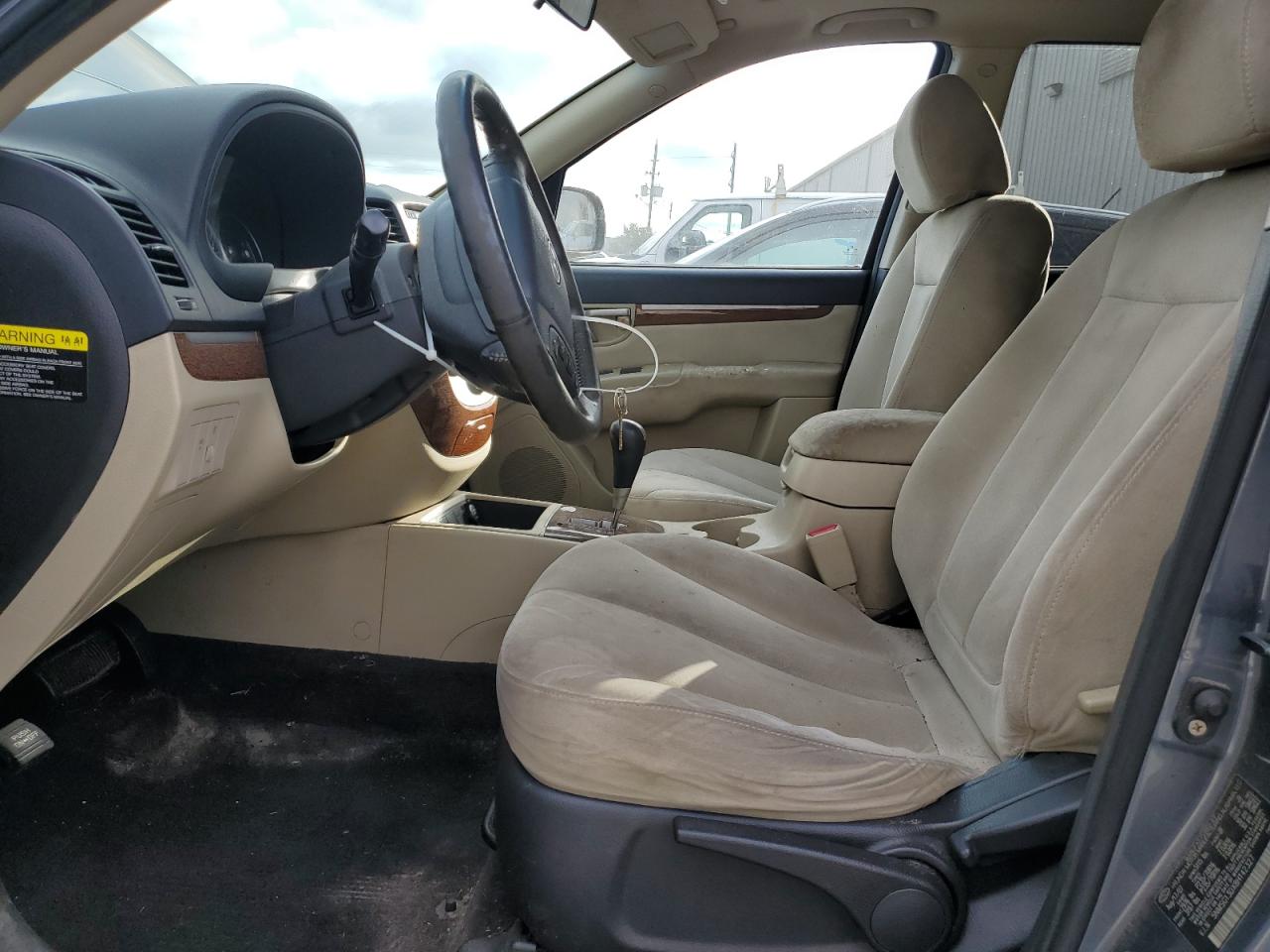 2008 Hyundai Santa Fe VIN 5NMSG13DX8H14232 Copart auction photo, minor dent/scratches damage thumbnail 7