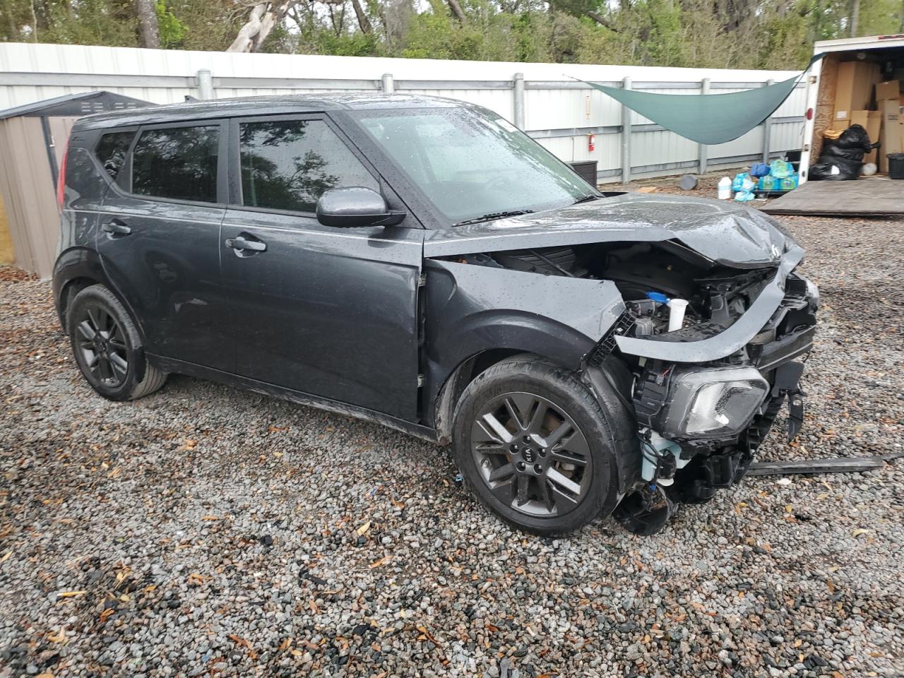 2021 KIA Soul VIN KNDJ33AU9M7742148 Copart auction photo, front end / side damage thumbnail 4