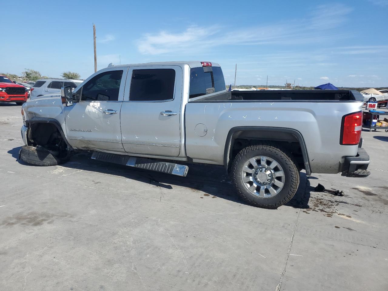 2019 GMC Sierra VIN 1GT12SEY6KF186460 Copart auction photo, front end / side damage thumbnail 2