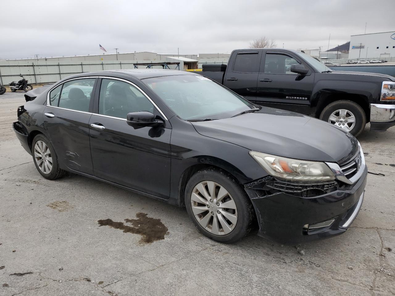 2013 Honda Accord VIN 1HGCR3F9XDA046480 Copart auction photo, all over damage thumbnail 4