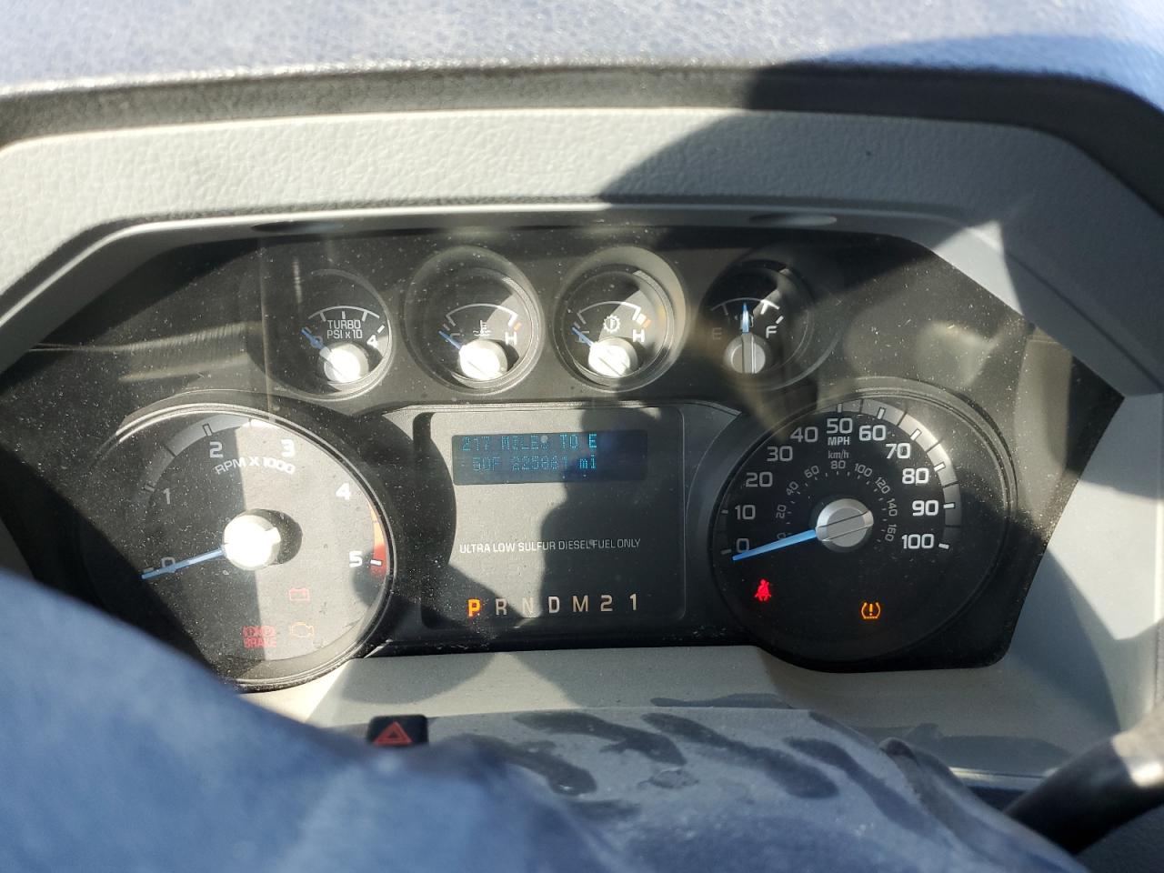 2012 Ford F250 VIN 1FT7W2BT8CEB00418 Copart auction photo, front end / side damage thumbnail 9