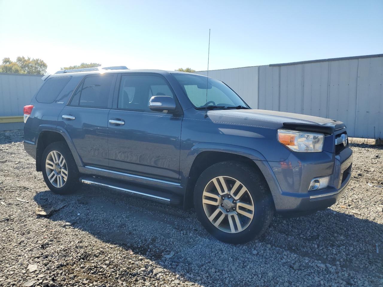 2013 Toyota 4Runner VIN JTEBU5JR2D5129417 Copart auction photo, minor dent/scratches damage thumbnail 4