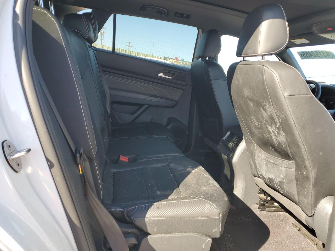 2021 Volkswagen Atlas VIN 1V2KE2CA6MC223821 Copart auction photo, side / minor dent/scratches damage thumbnail 11