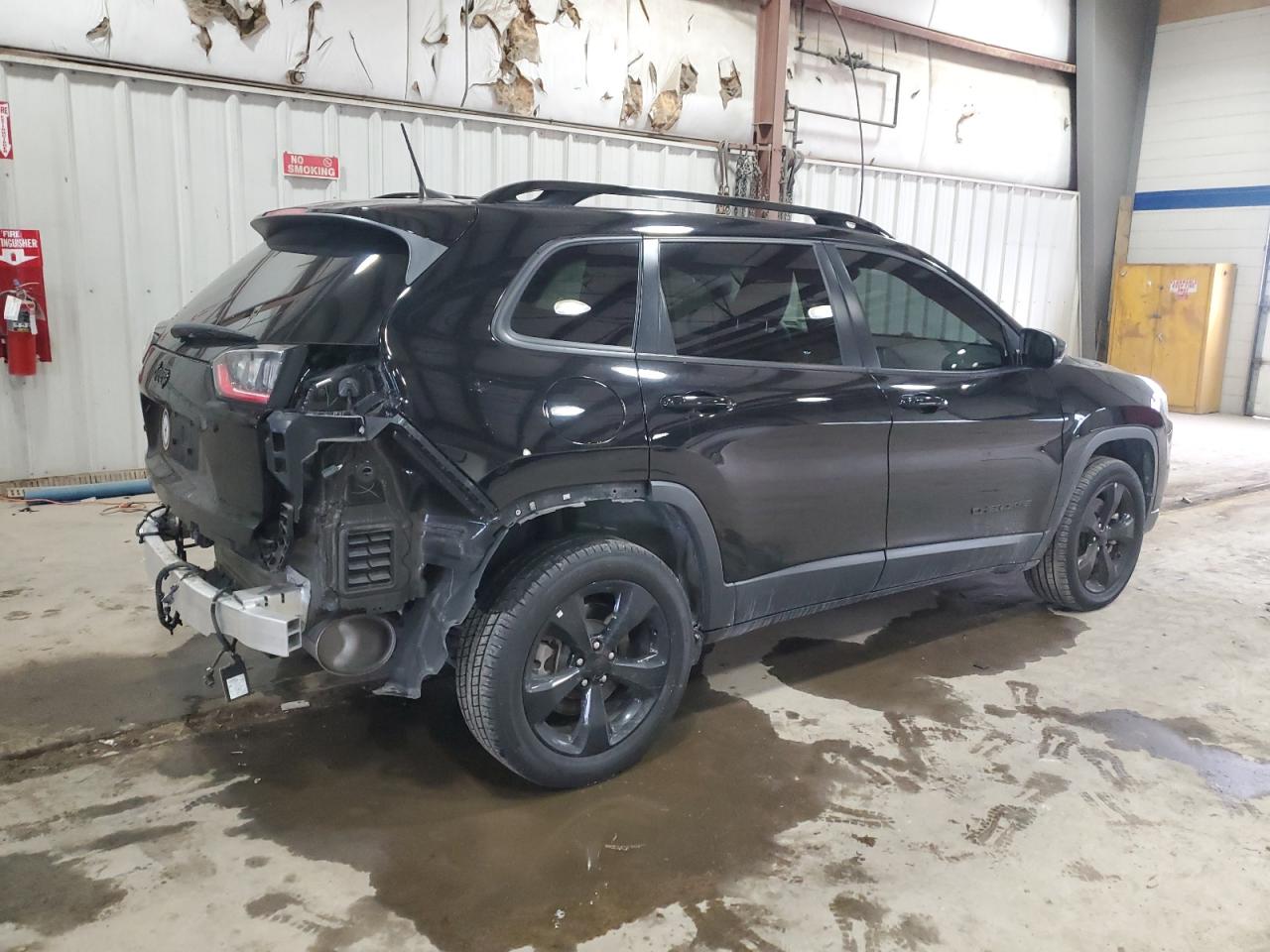 2021 Jeep Grand Cherokee VIN 1C4PJMLB2MD143451 Copart auction photo, rear end / undercarriage damage thumbnail 3